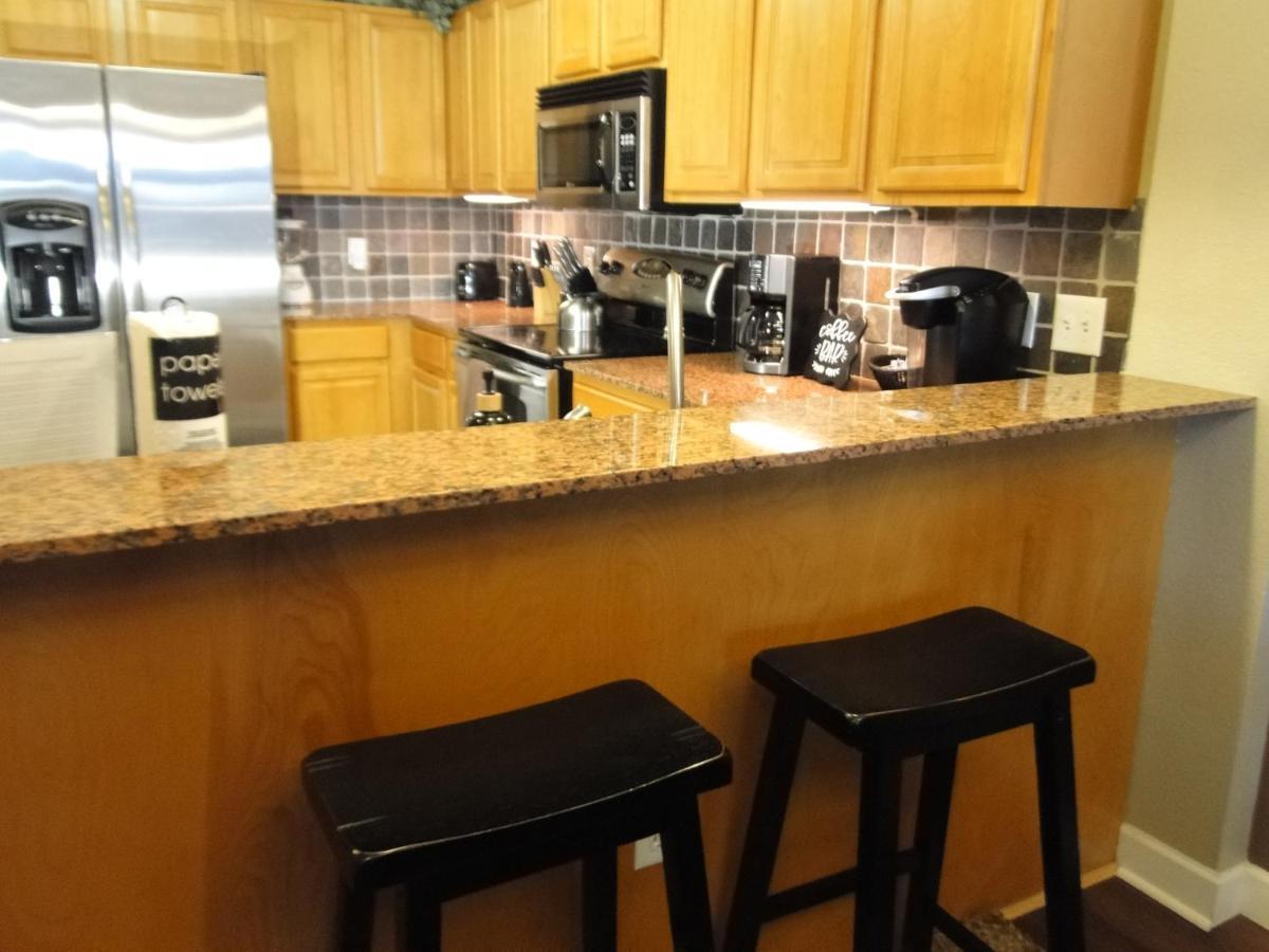 River Crossing Resort Пиджен Фордж Екстериор снимка